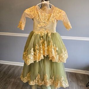 Charming Kids Costume with Gold and Green Lace